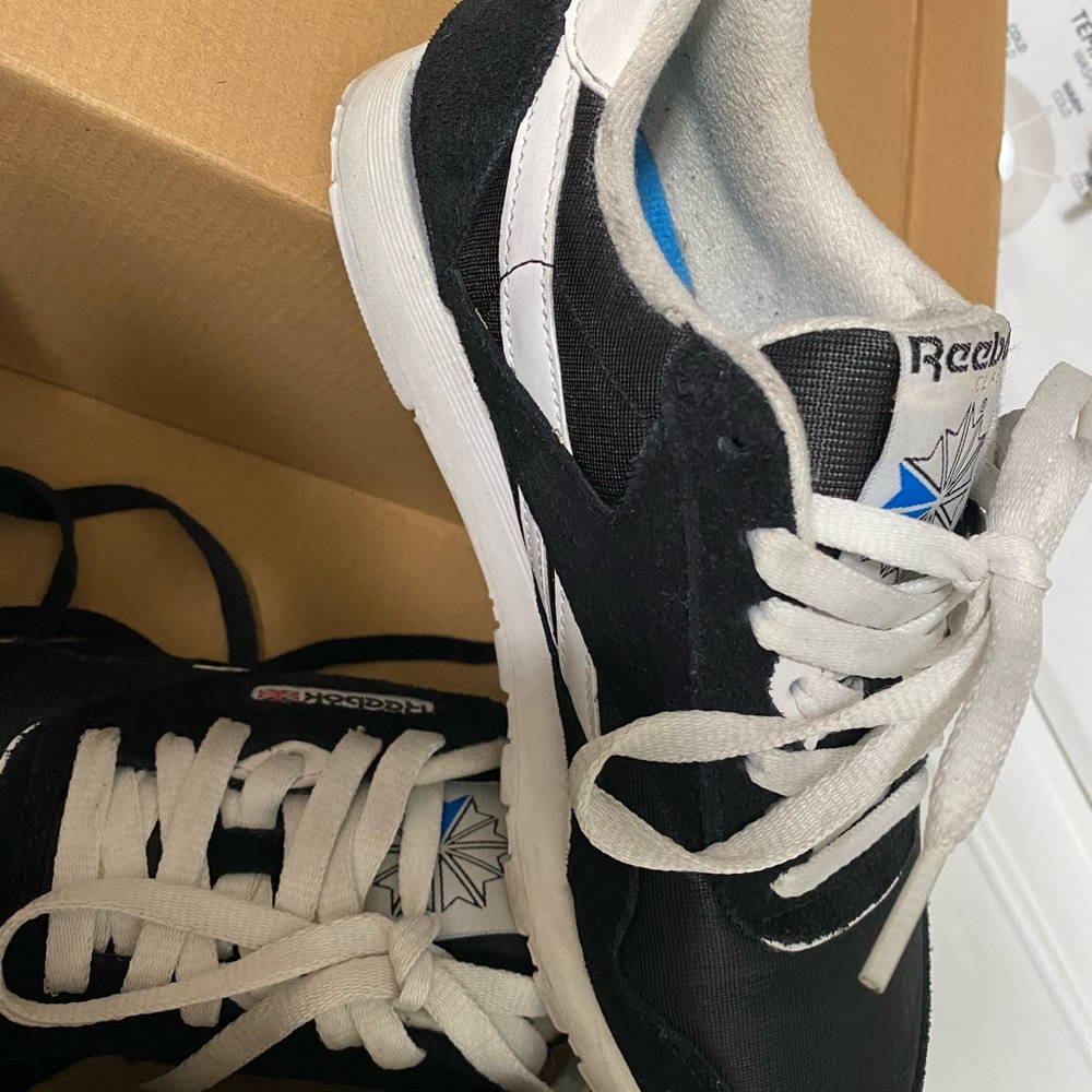 Classic Reebok’s - Picture 3 of 7
